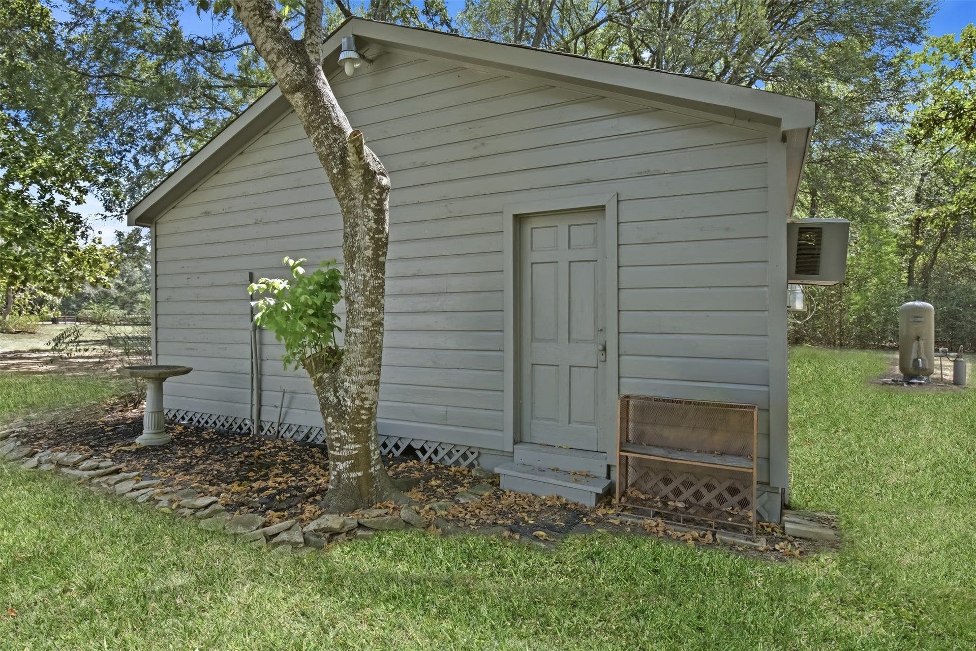 25619 Kickapoo Road, Hockley, TX 77447 25619 Kickapoo Road, Hockley, TX 77447