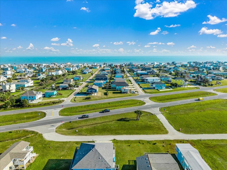 Property photo for 14115 Miramar, Galveston, TX