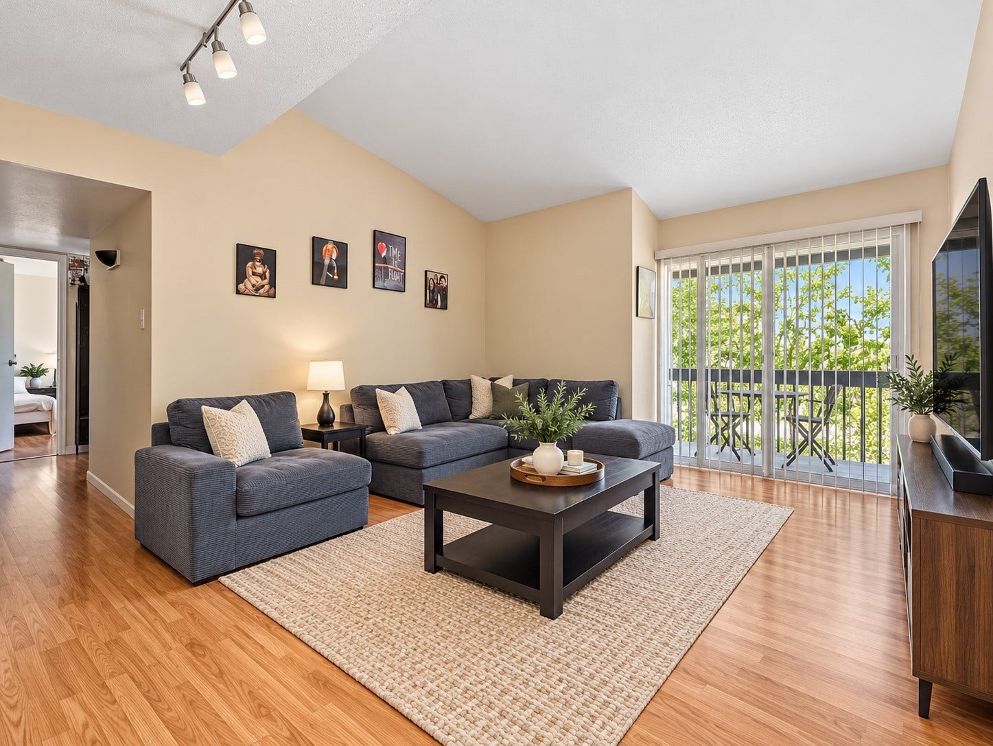 9009 Richmond Avenue, #219, Houston, TX 77063 9009 Richmond Avenue, #219, Houston, TX 77063