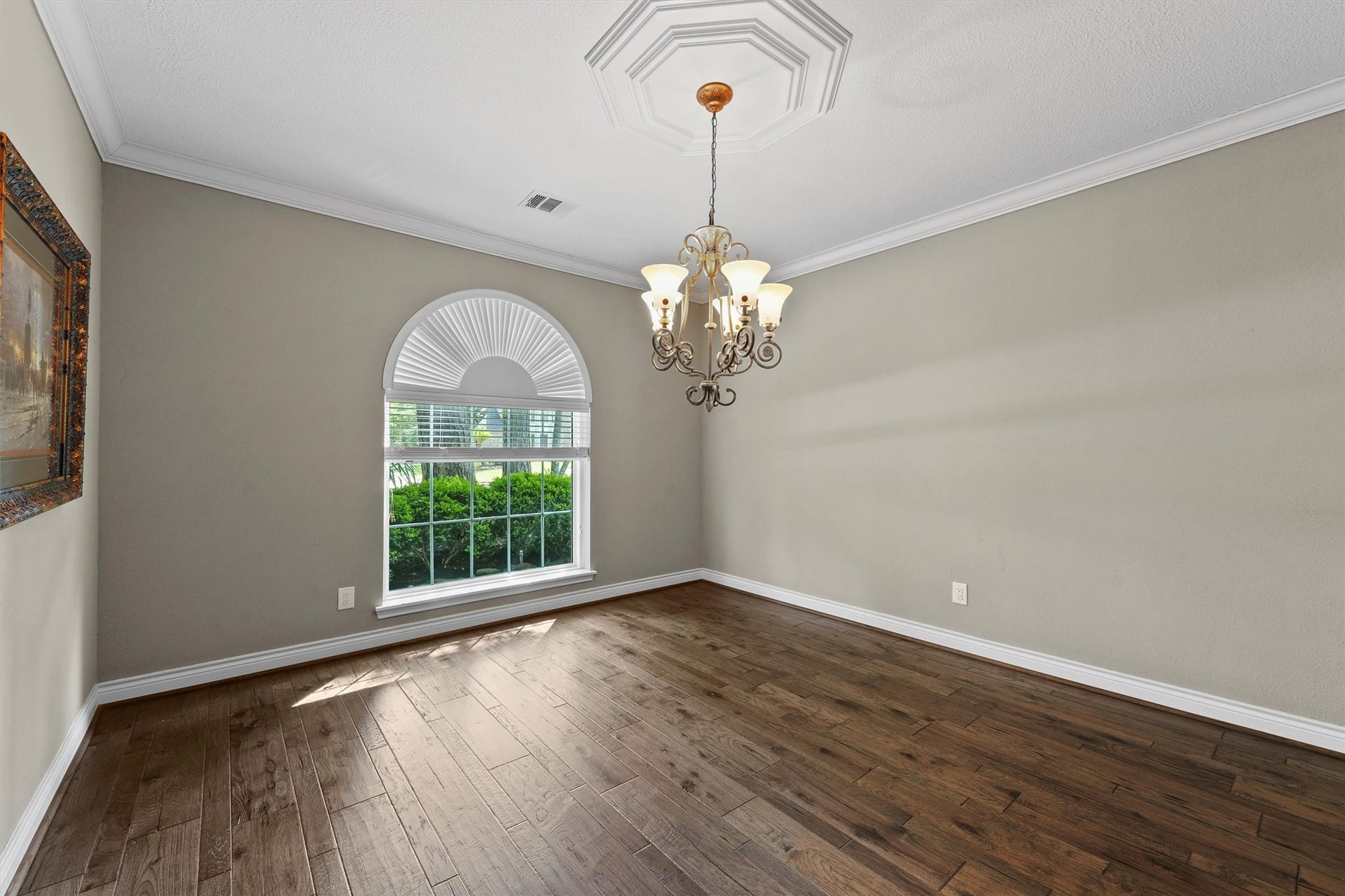 2023 Forest Garden Drive, Kingwood, TX 77345 Wood floors continue into the dining room.
