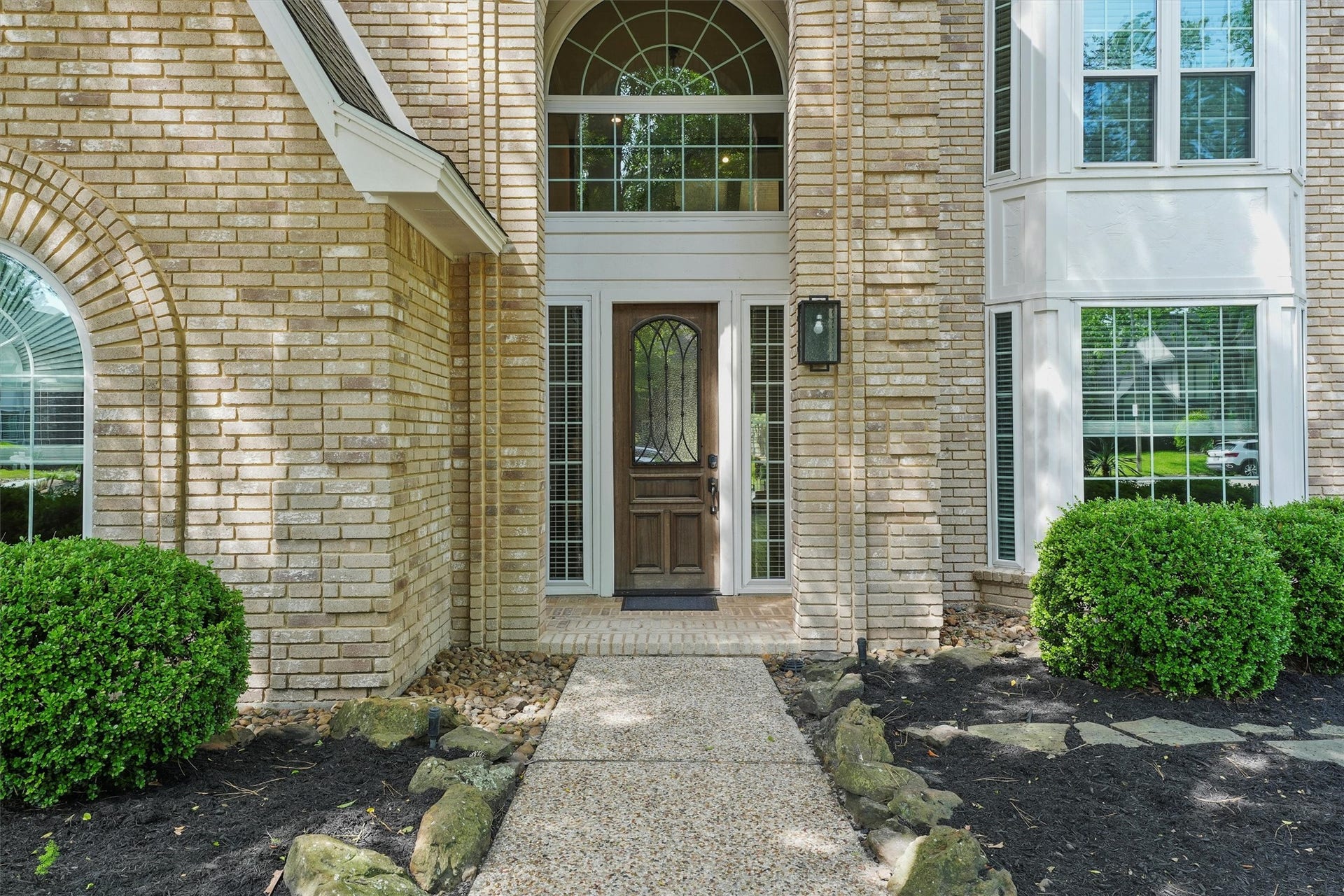 2023 Forest Garden Drive, Kingwood, TX 77345 Welcome!