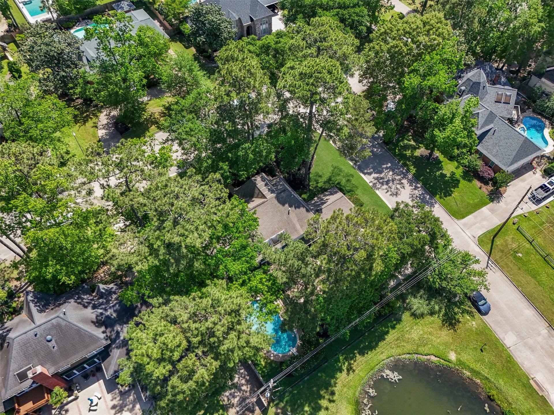 2023 Forest Garden Drive, Kingwood, TX 77345 Quiet neighborhood.