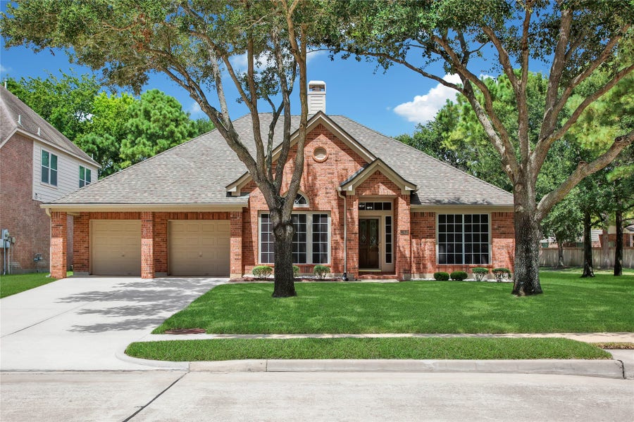 Property photo for 23638 Litchfield Bend Lane, Katy, TX