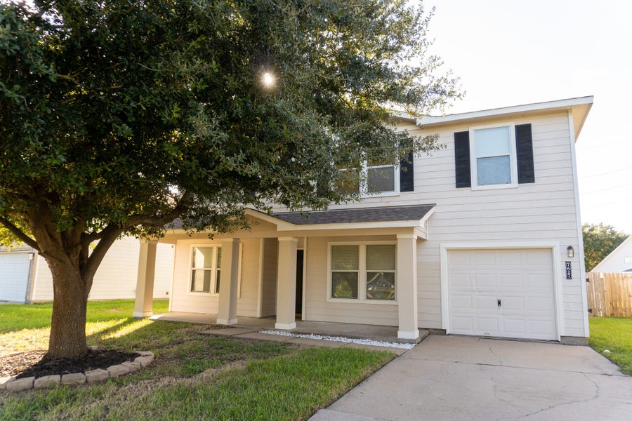 Property photo for 7627 Greenwood Point Drive, Cypress, TX