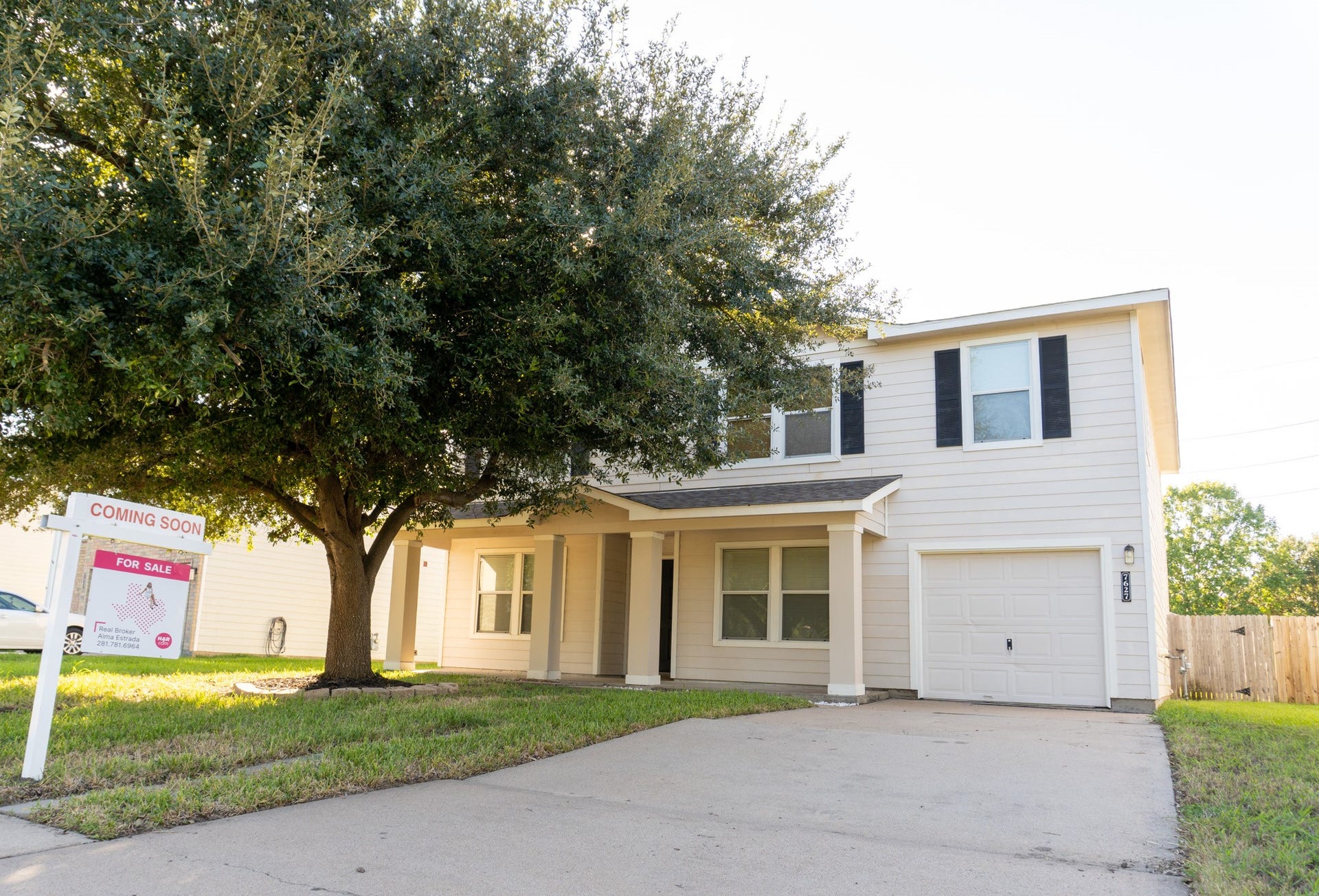 7627 Greenwood Point Drive, Cypress, TX 77433 7627 Greenwood Point Drive, Cypress, TX 77433