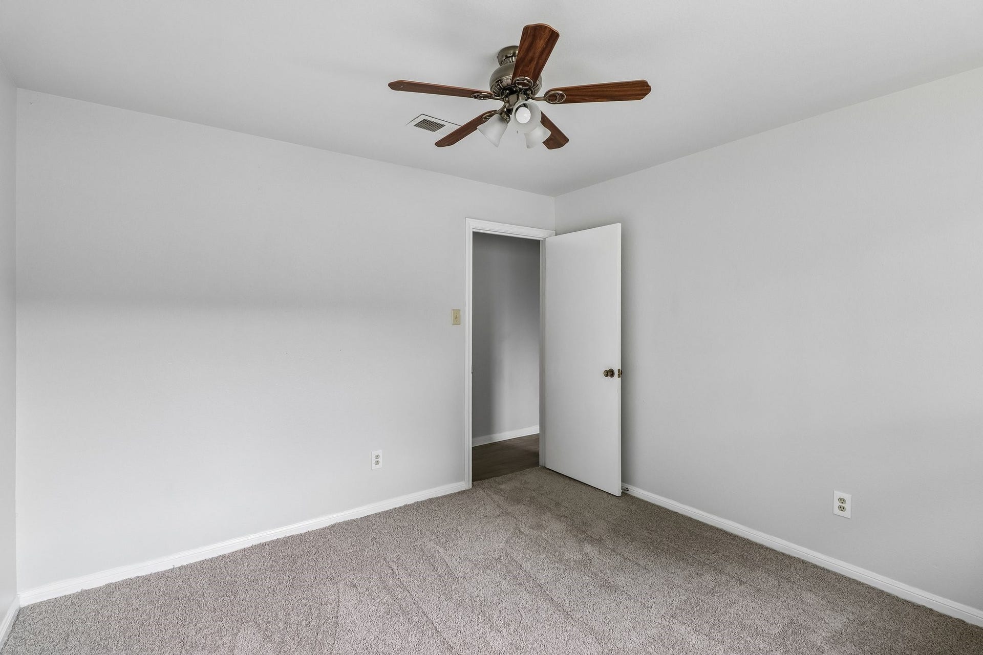 727 Hollyhock Street, Richwood, TX 77531 727 Hollyhock Street, Richwood, TX 77531