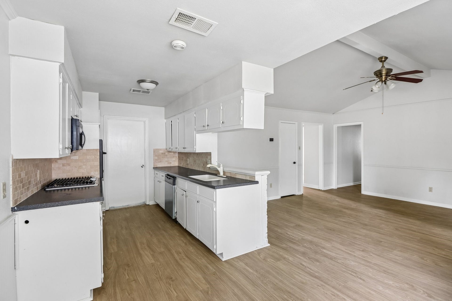 727 Hollyhock Street, Richwood, TX 77531 727 Hollyhock Street, Richwood, TX 77531