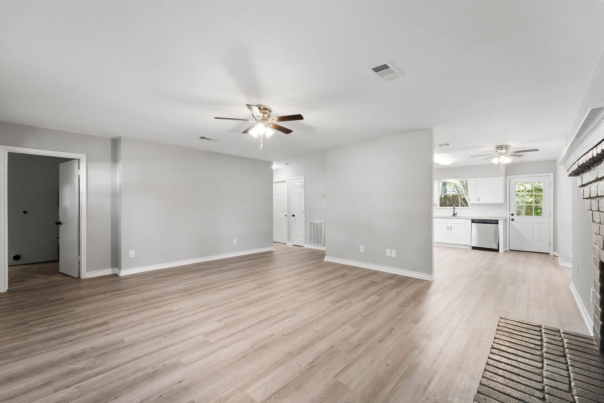 23227 Wintergate Drive, Spring, TX 77373 23227 Wintergate Drive, Spring, TX 77373