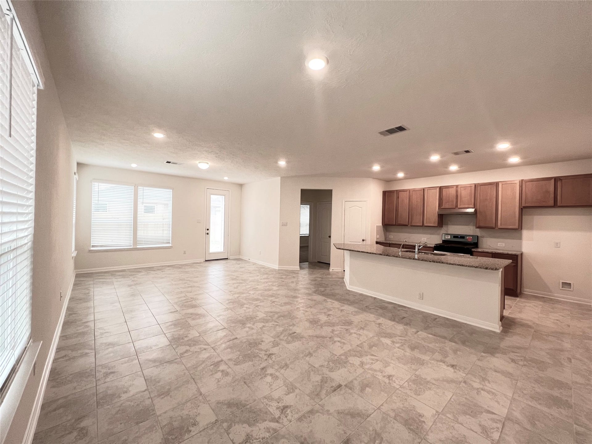 2106 Damasi Ln, Missouri City, TX 77459 2106 Damasi Ln, Missouri City, TX 77459