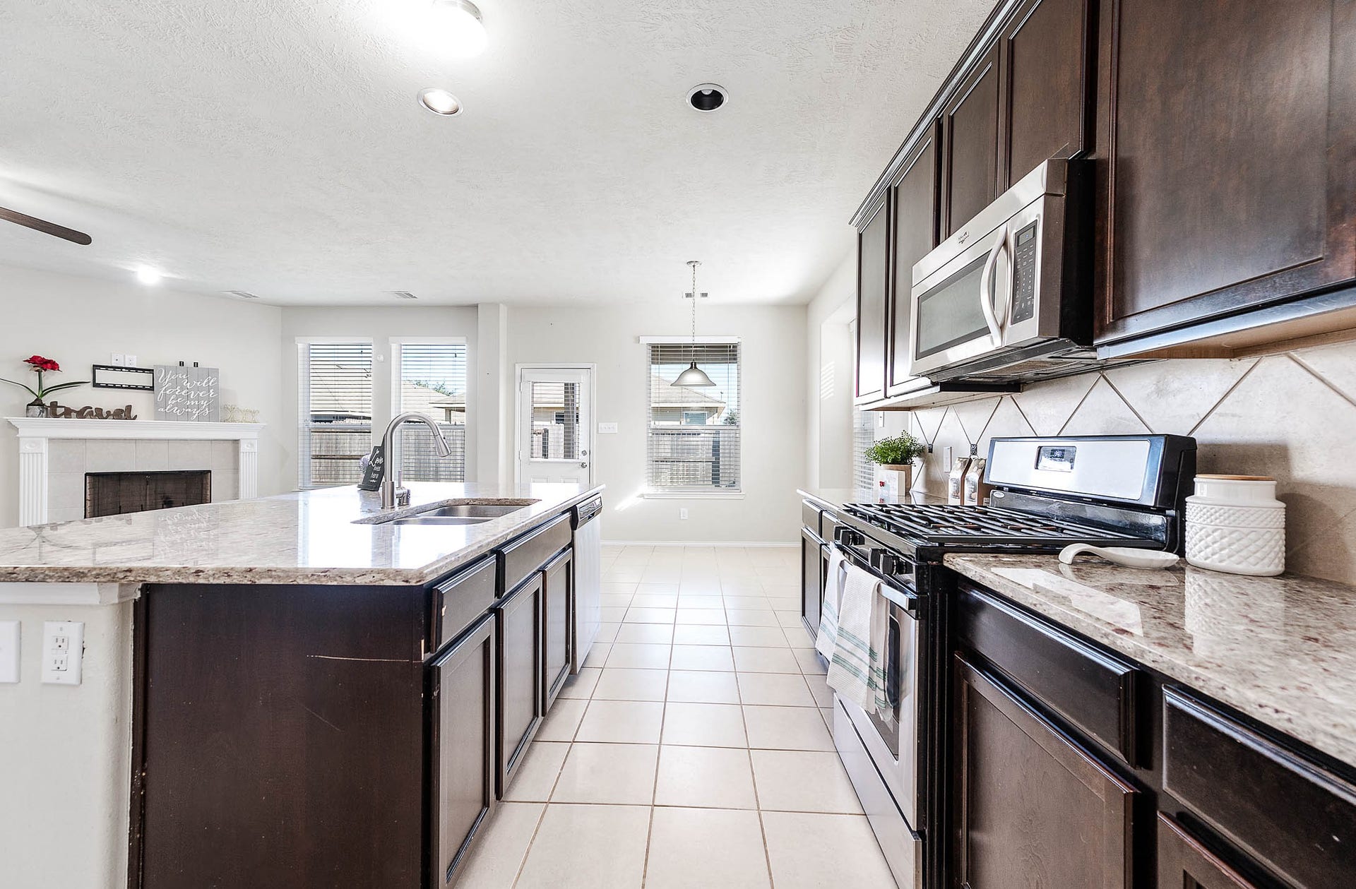20222 Ray Falls Drive, Tomball, TX 77375 20222 Ray Falls Drive, Tomball, TX 77375