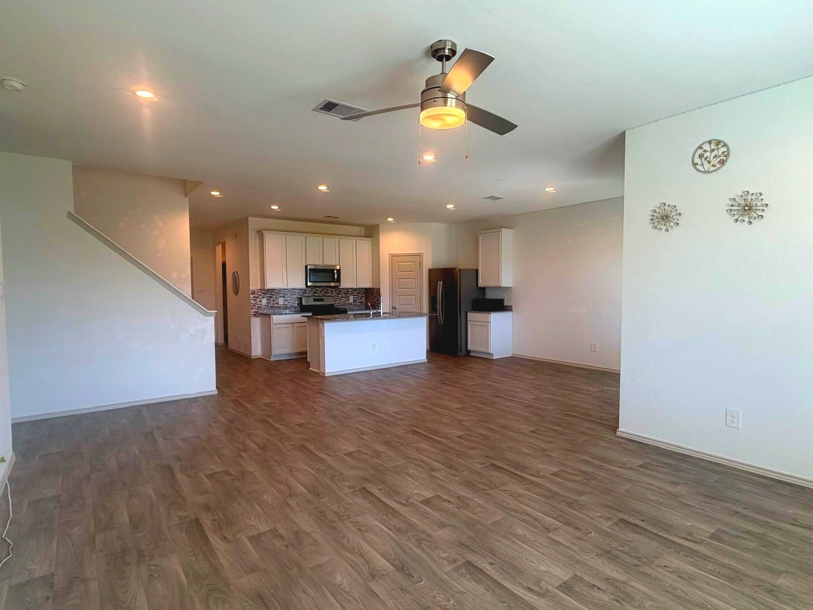 7122 Dawn View Lane, Rosenberg, TX 77469 7122 Dawn View Lane, Rosenberg, TX 77469