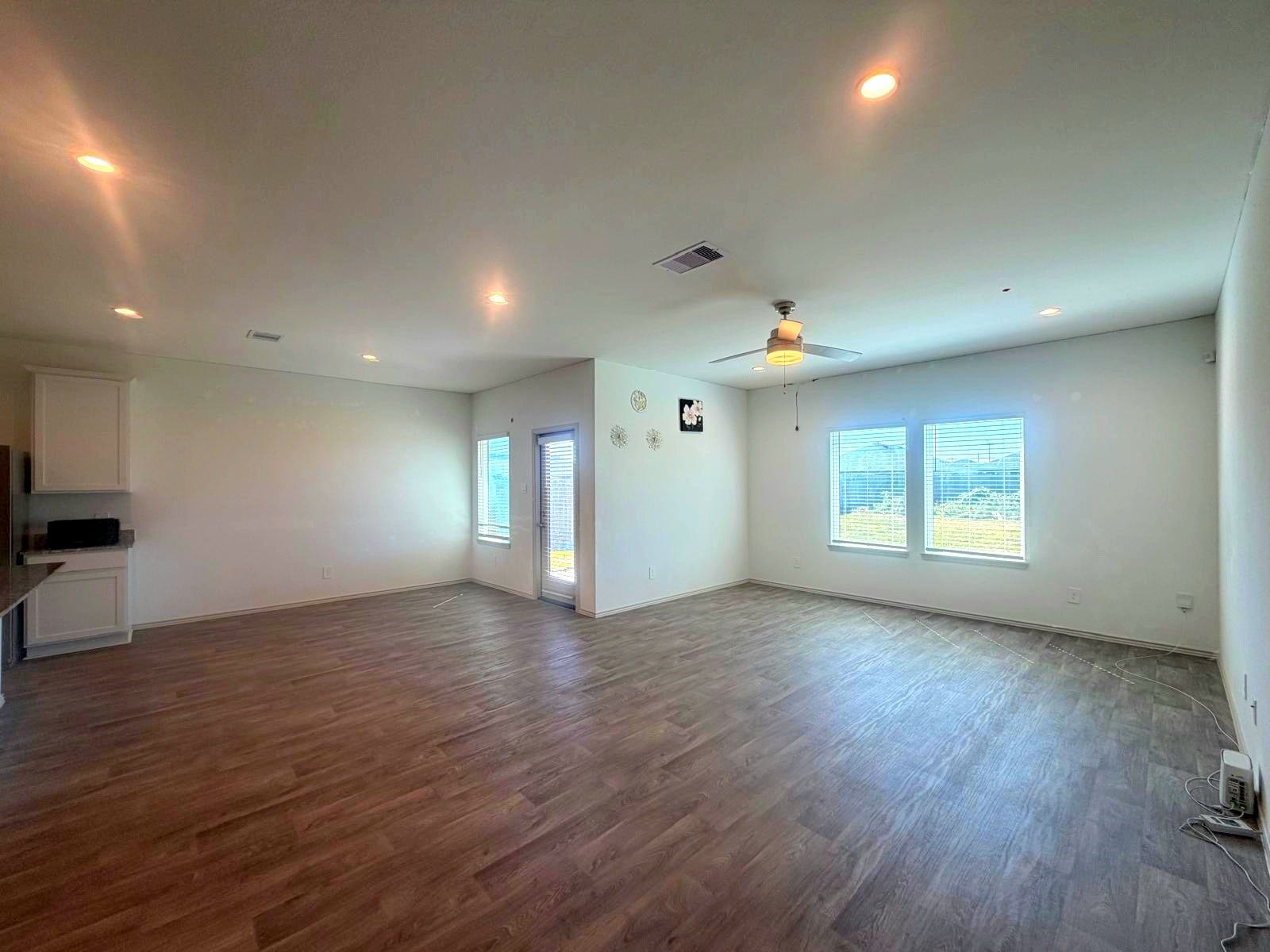 7122 Dawn View Lane, Rosenberg, TX 77469 7122 Dawn View Lane, Rosenberg, TX 77469