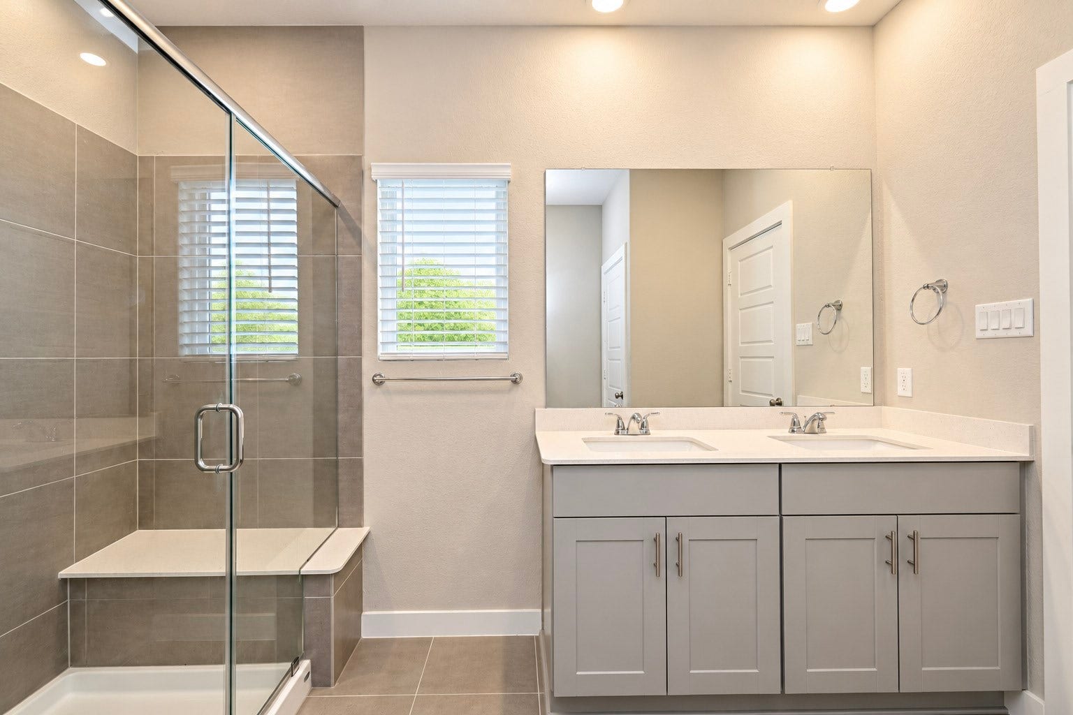 3818 Glossy Lake Drive, Houston, TX 77082 3818 Glossy Lake Drive, Houston, TX 77082