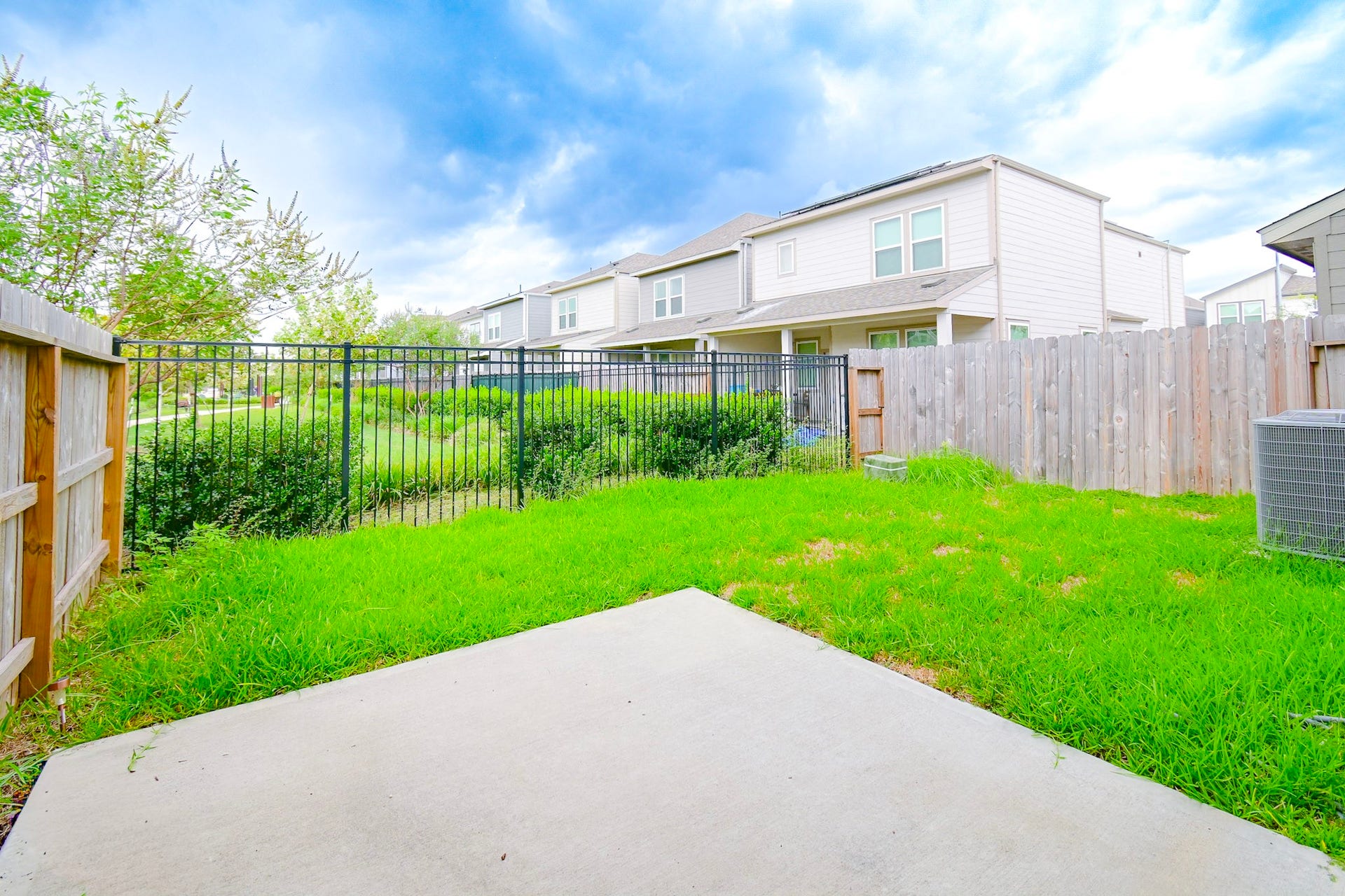 3818 Glossy Lake Drive, Houston, TX 77082 3818 Glossy Lake Drive, Houston, TX 77082