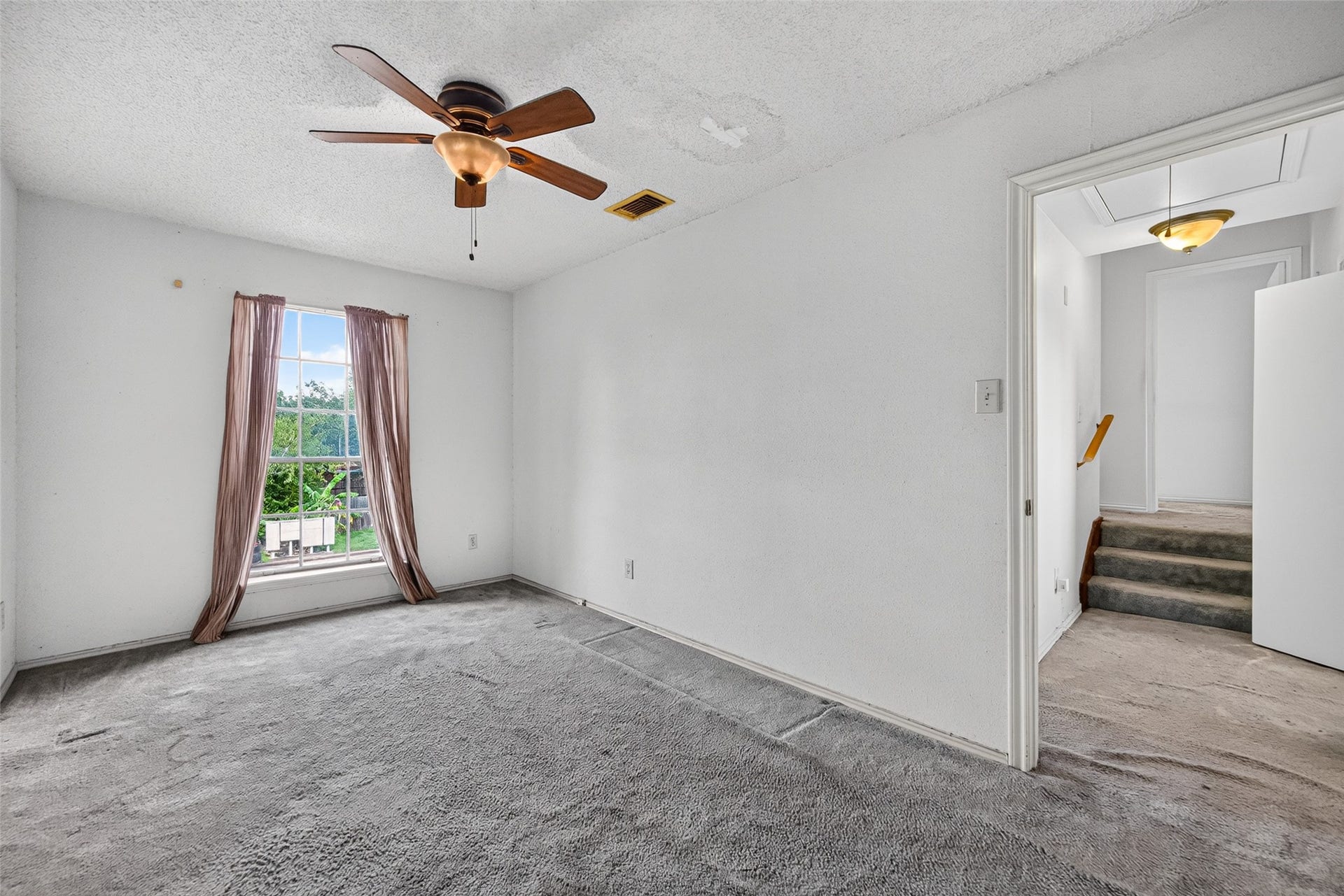 3419 Rockrill Drive, Houston, TX 77045 3419 Rockrill Drive, Houston, TX 77045