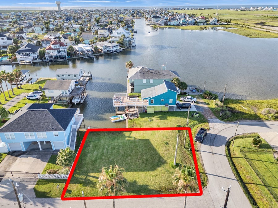Property photo for 0 Pompano Way, Jamaica Beach, TX