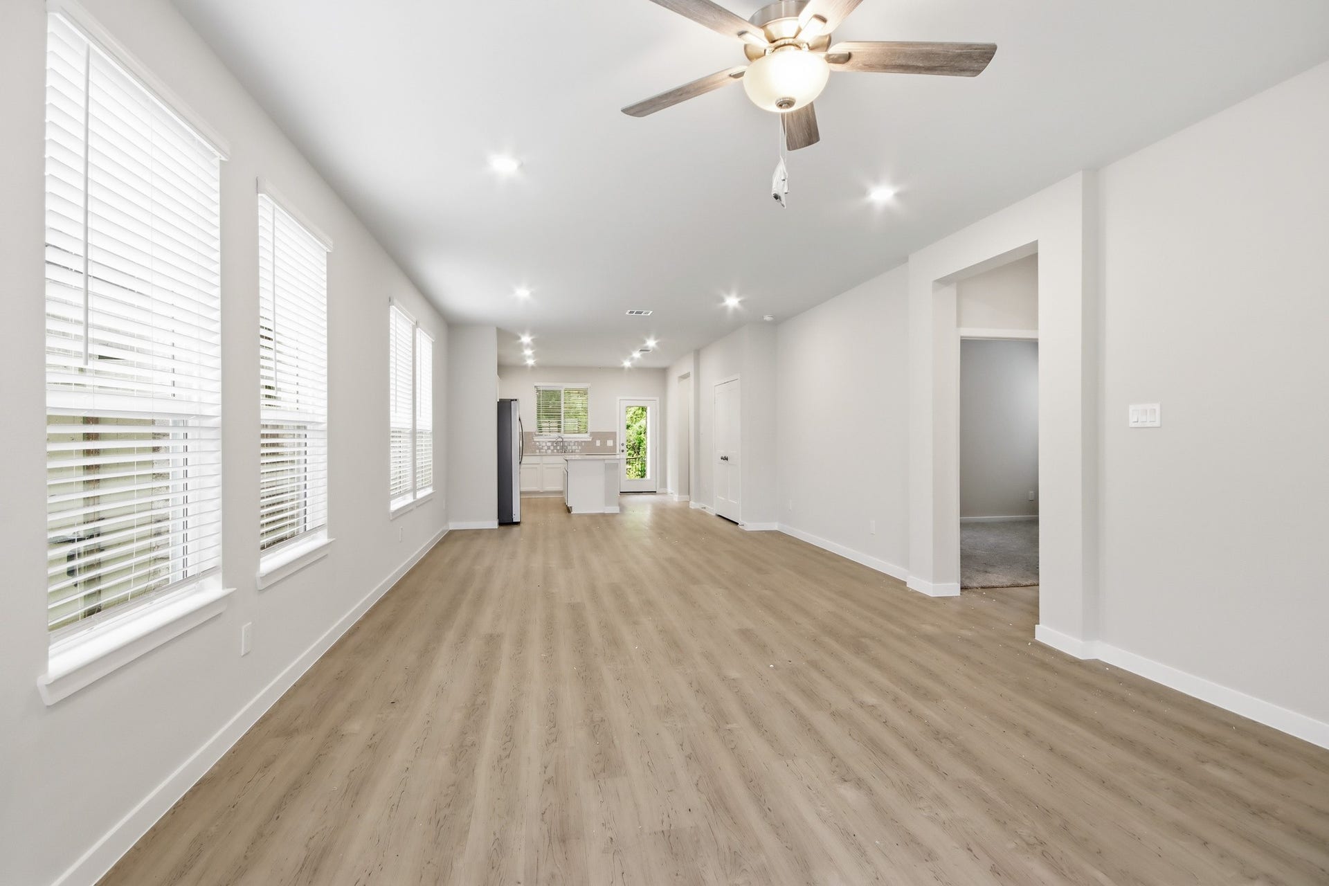 40510 Tyto Lane, Magnolia, TX 77354 40510 Tyto Lane, Magnolia, TX 77354
