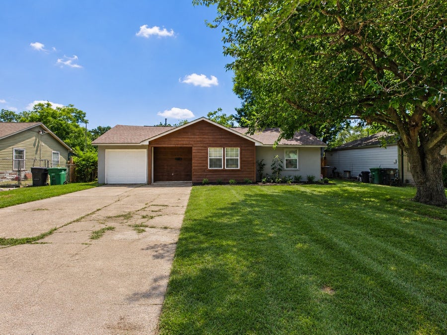 Property photo for 11914 Meadowfair Street, Houston, TX