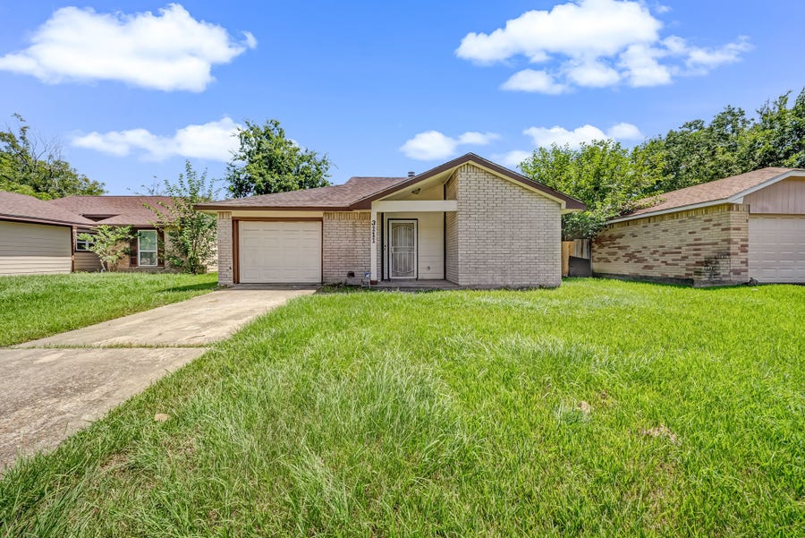 Property photo for 3111 Overcross Drive, Houston, TX