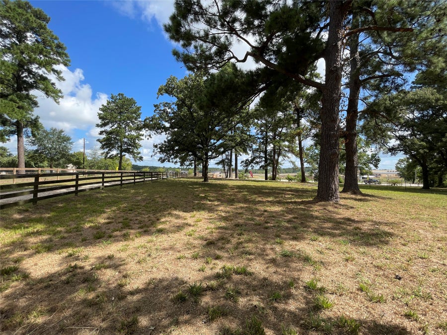 Property photo for 19435 Keenan Cut Off Road, Montgomery, TX