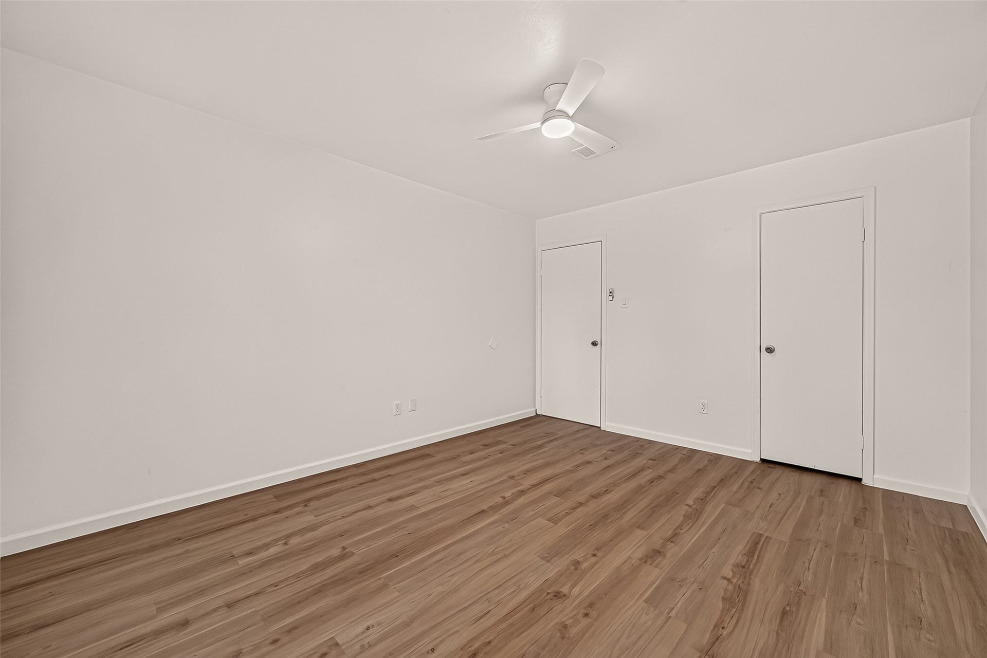 34 Green Bough Court, The Woodlands, TX 77380 34 Green Bough Court, The Woodlands, TX 77380