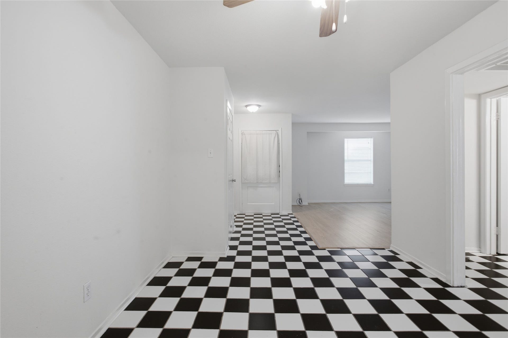 8289 Kingsbrook Road, #273, Houston, TX 77024 8289 Kingsbrook Road, #273, Houston, TX 77024