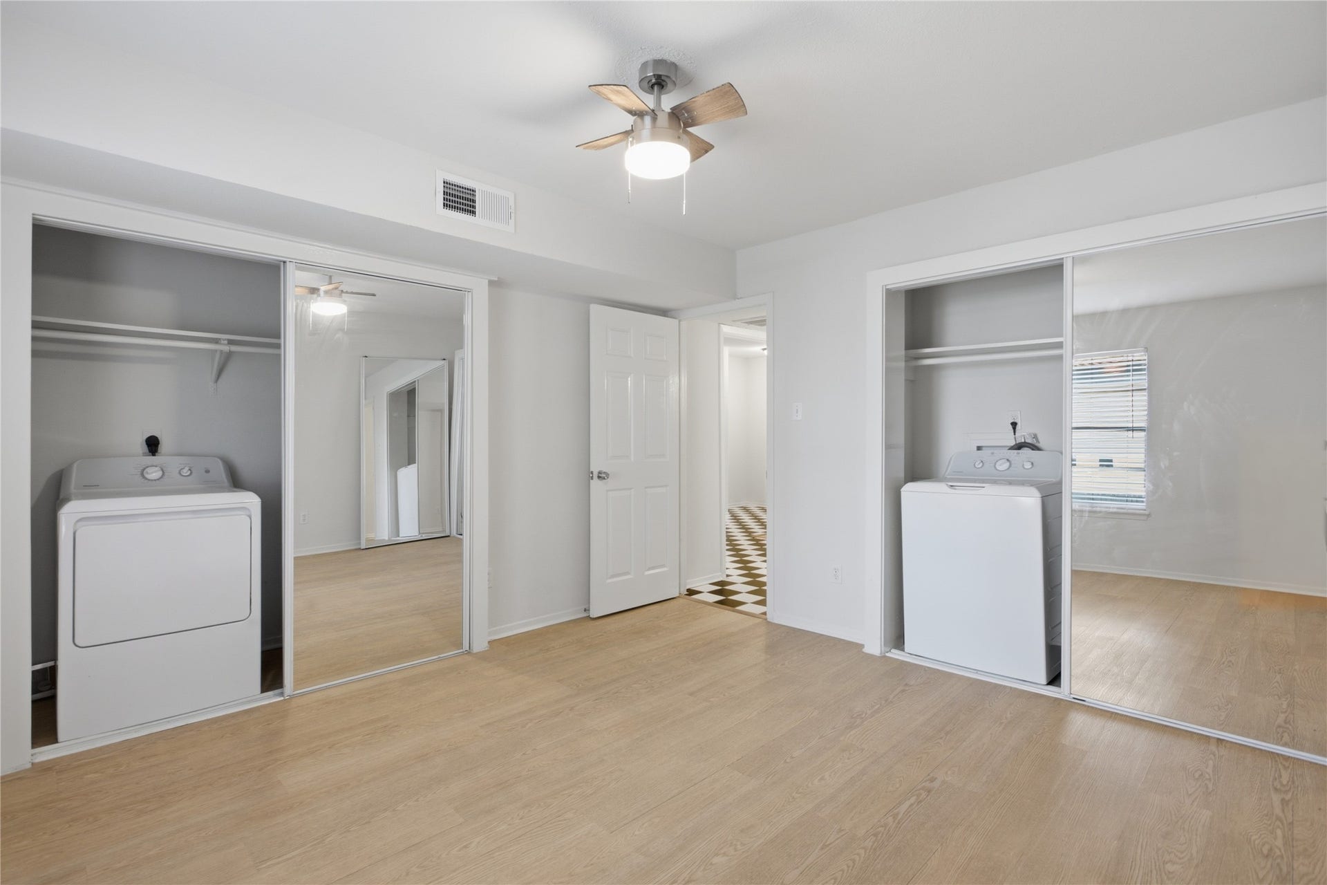 8289 Kingsbrook Road, #273, Houston, TX 77024 8289 Kingsbrook Road, #273, Houston, TX 77024