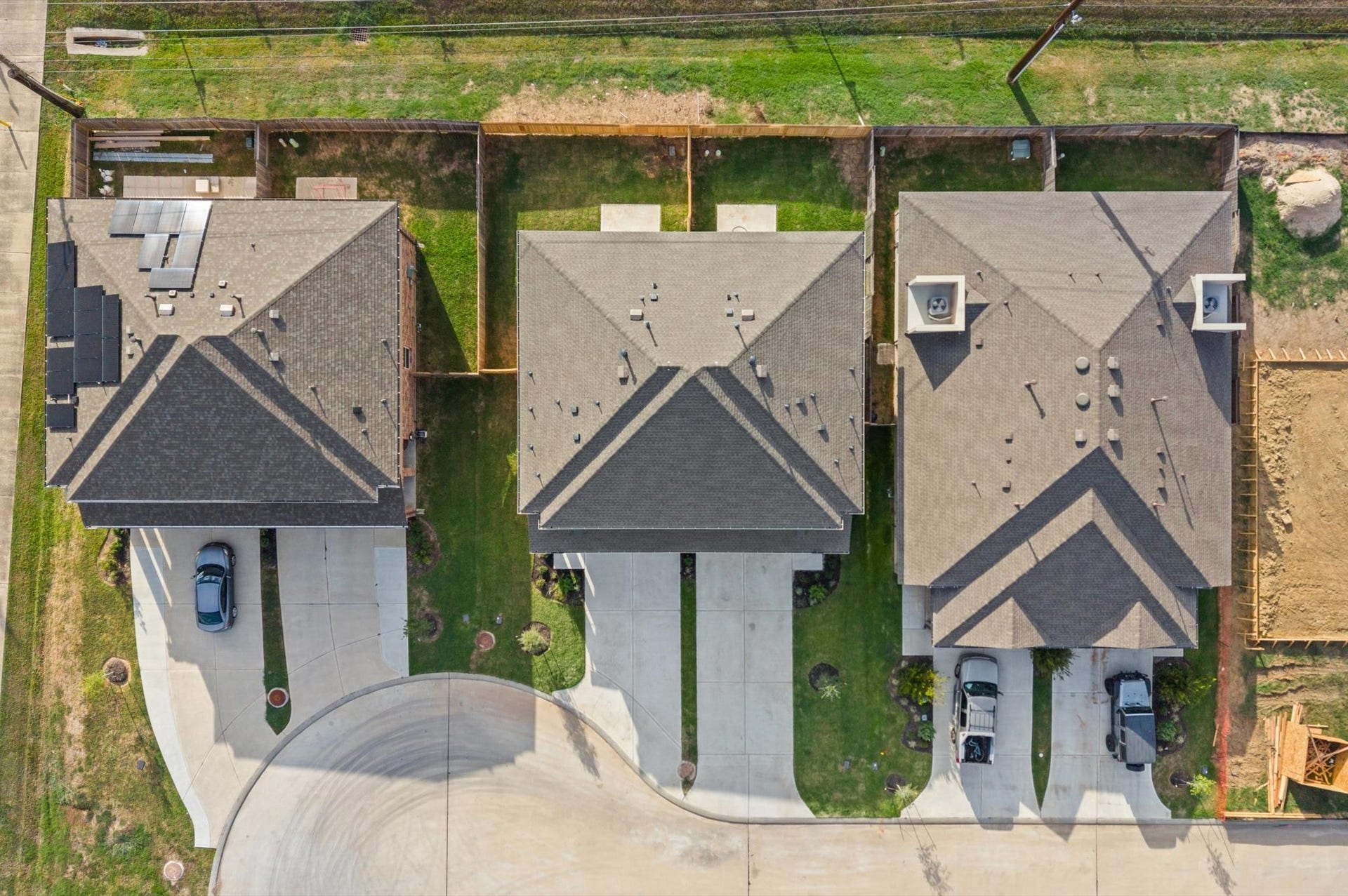 1369 Mixander Way, La Porte, TX 77571