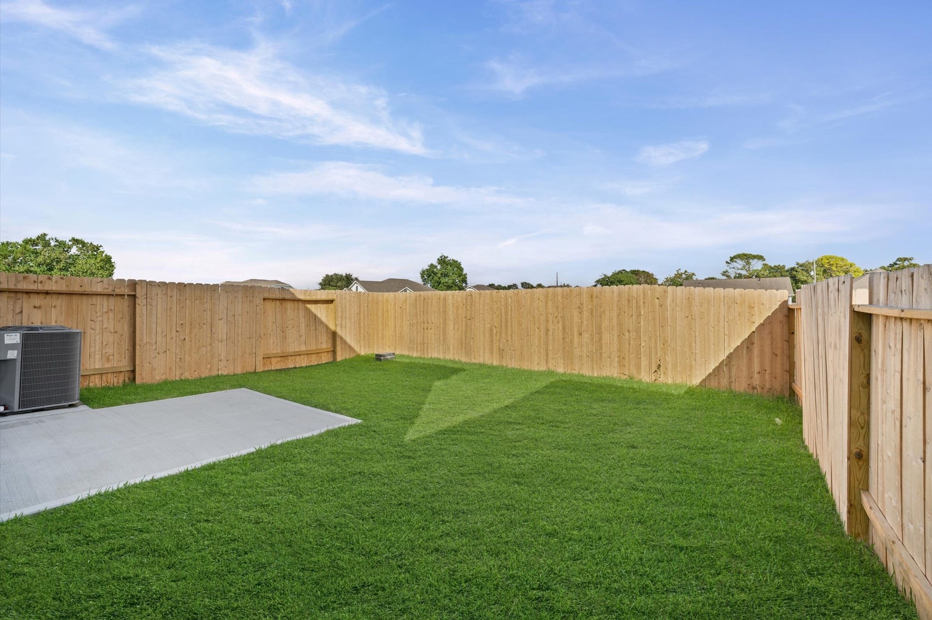 1369 Mixander Way, La Porte, TX 77571