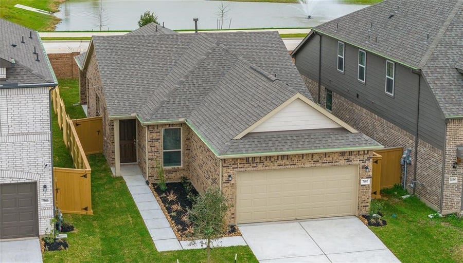 Property photo for 7502 Sunlit Harbor Drive, Cypress, TX
