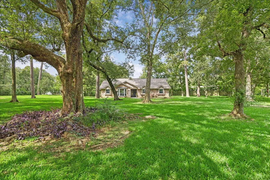 Property photo for 1311 Forest Cove Drive, Kingwood, TX