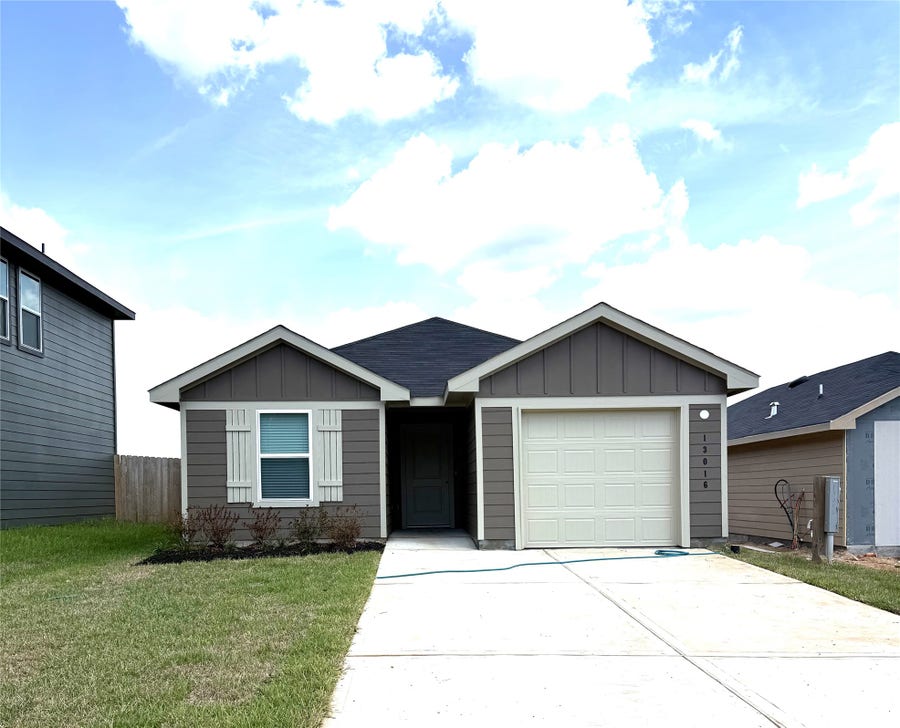 Property photo for 13016 McCrorey Trails Drive, Conroe, TX