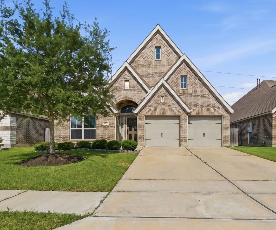 Property photo for 3117 Primrose Canyon Lane, Pearland, TX