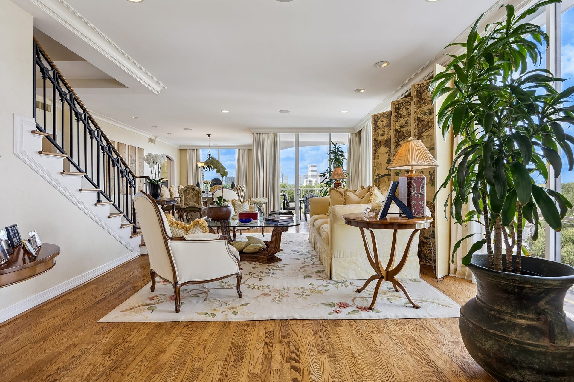 3711 San Felipe Street, #5A/6A, Houston, TX 77027 3711 San Felipe Street, #5A/6A, Houston, TX 77027