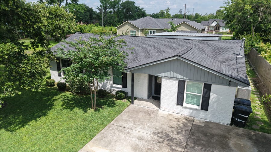 Property photo for 16739 Forest Trail Drive, Channelview, TX