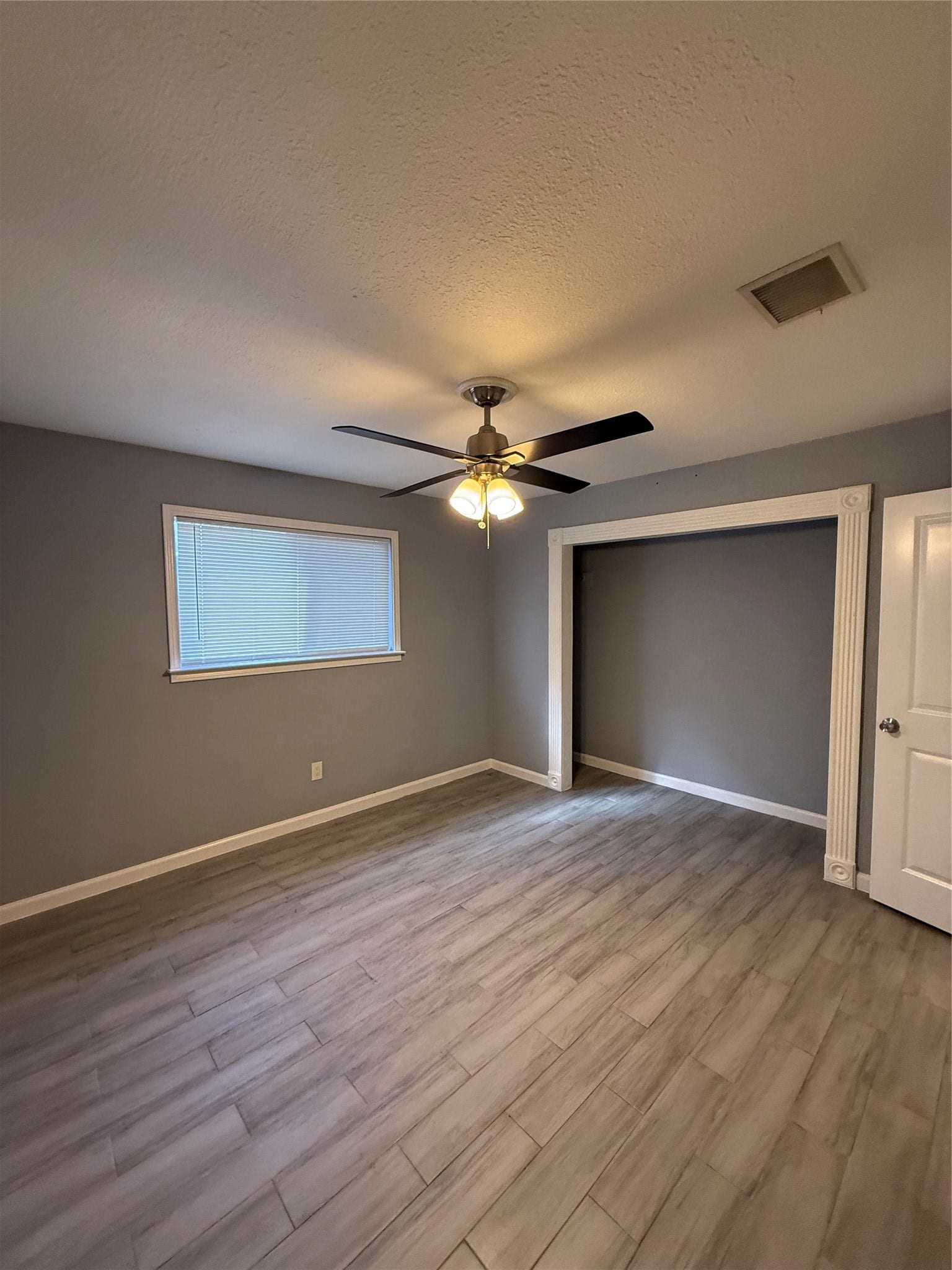 13810 Northlake Drive, Houston, TX 77049