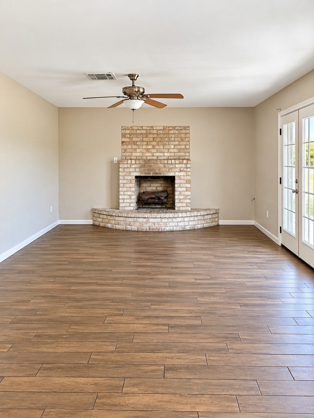 2835 Balmorhea Avenue, #A, Houston, TX 77039 Living Room Area