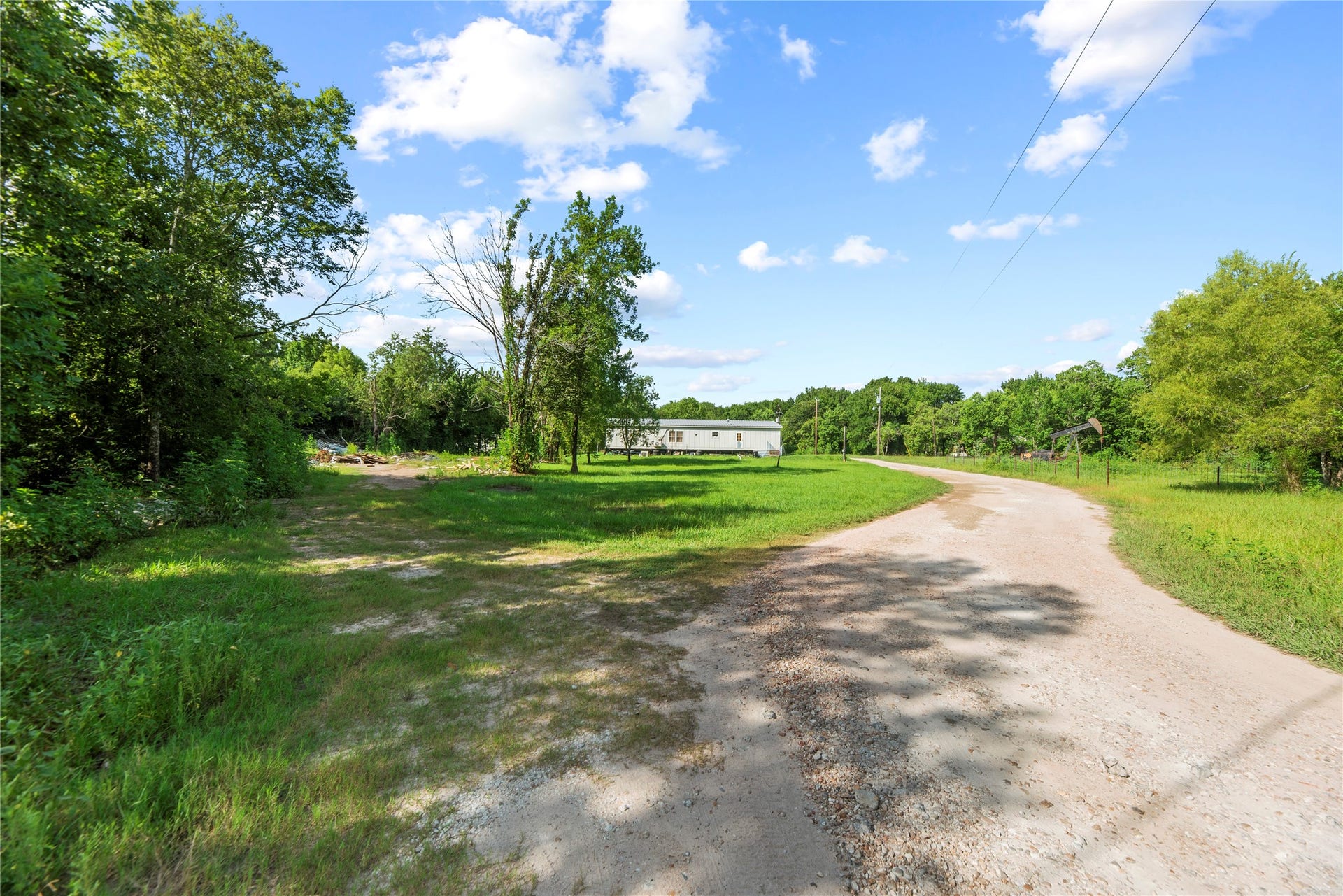 370 County Road 4801, Dayton, TX 77535 370 County Road 4801, Dayton, TX 77535