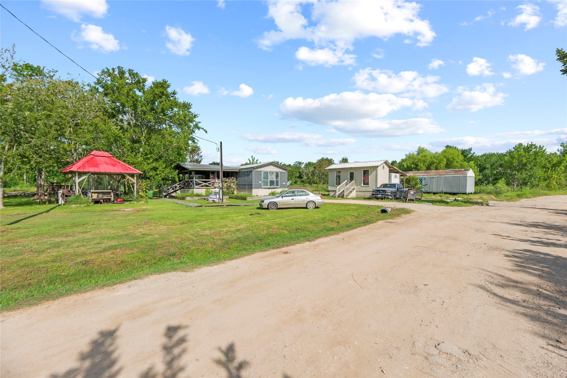 370 County Road 4801, Dayton, TX 77535 370 County Road 4801, Dayton, TX 77535