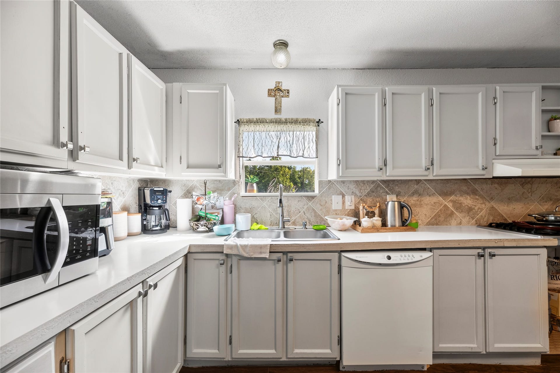 370 County Road 4801, Dayton, TX 77535 370 County Road 4801, Dayton, TX 77535