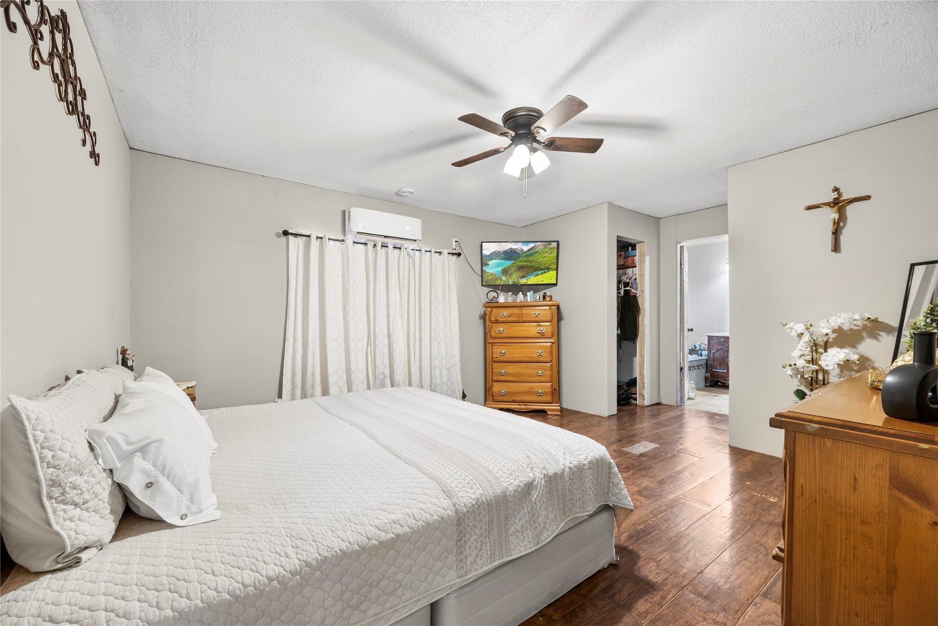 370 County Road 4801, Dayton, TX 77535 370 County Road 4801, Dayton, TX 77535