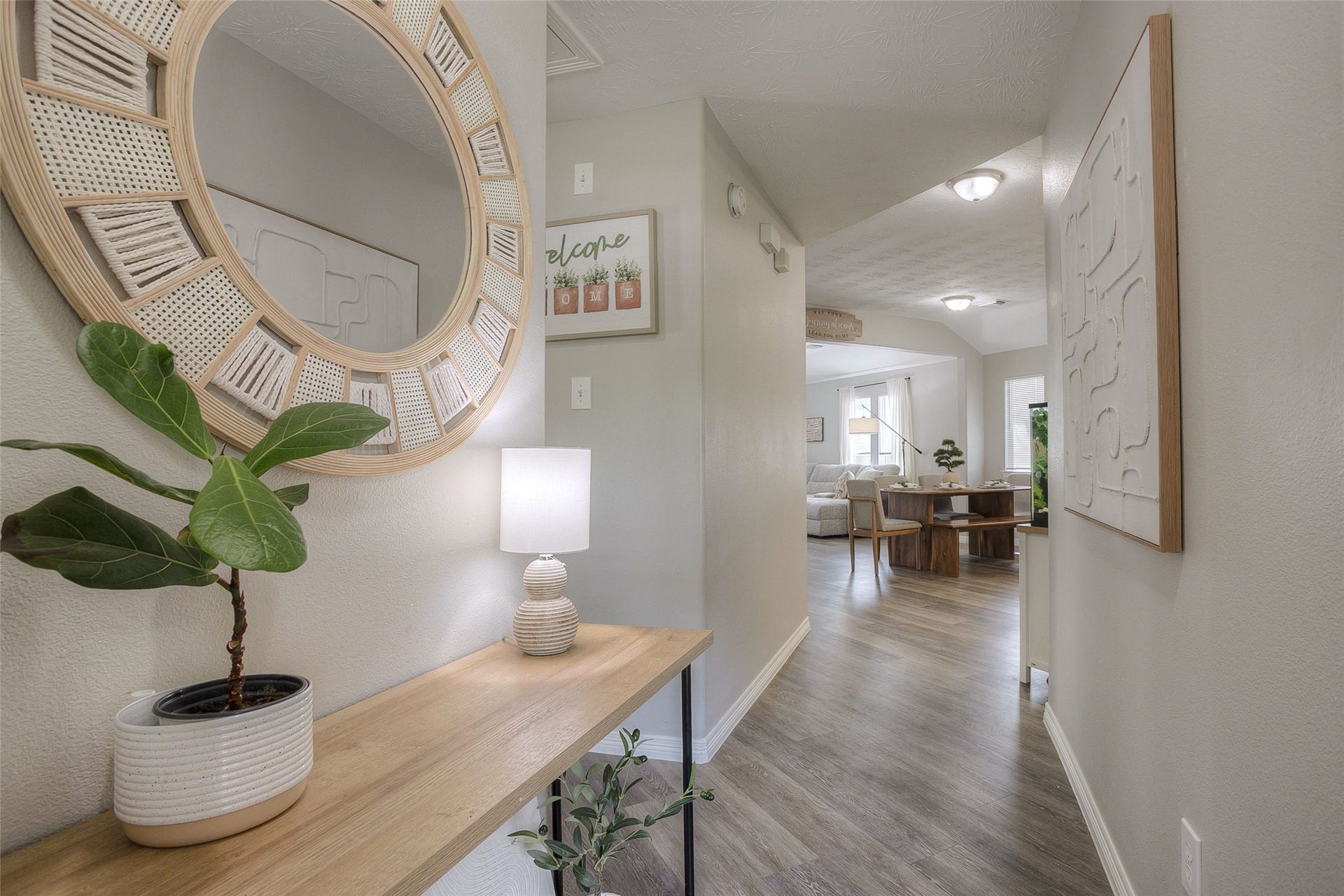 5049 Willow Point Drive, Conroe, TX 77303 5049 Willow Point Drive, Conroe, TX 77303