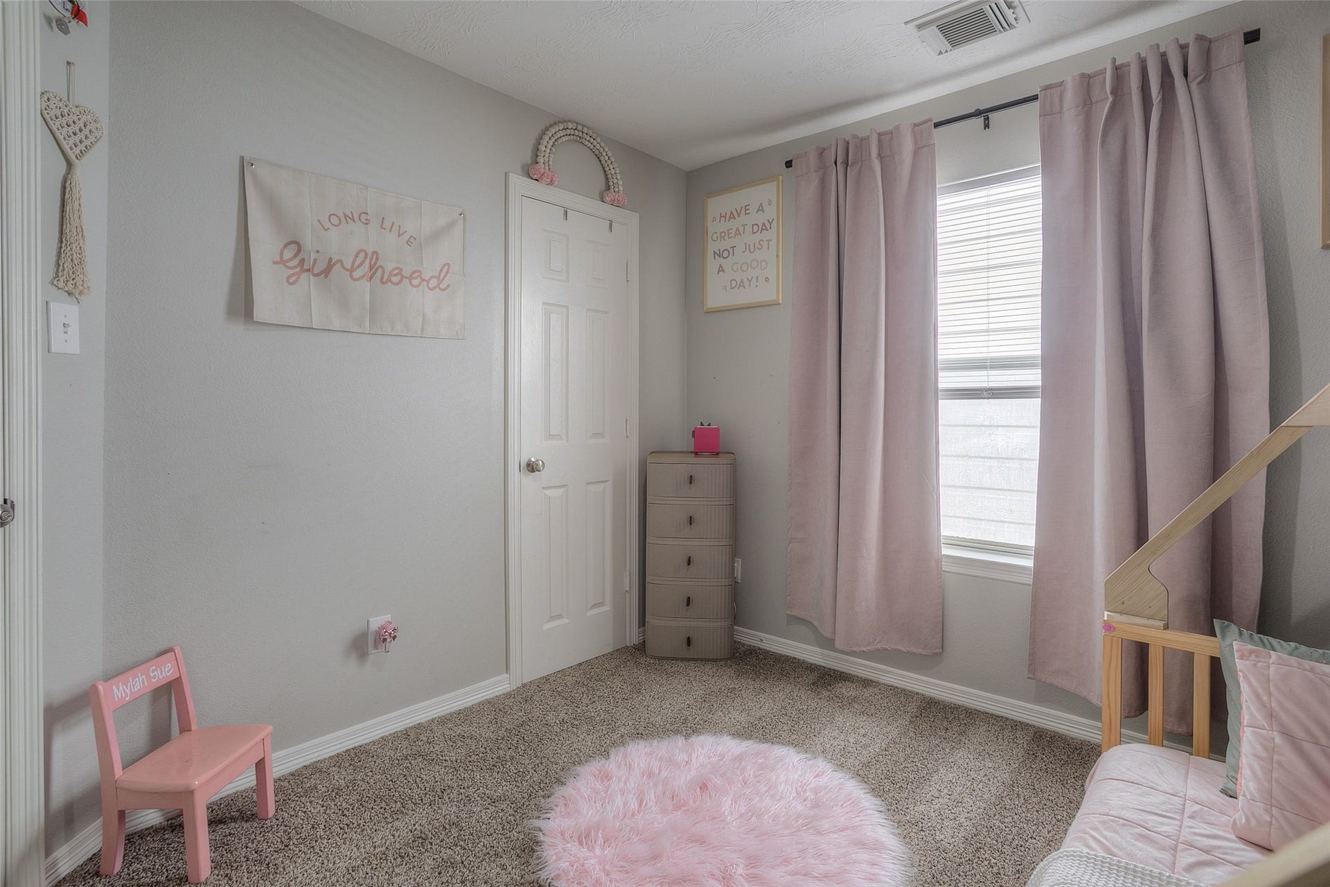 5049 Willow Point Drive, Conroe, TX 77303 5049 Willow Point Drive, Conroe, TX 77303