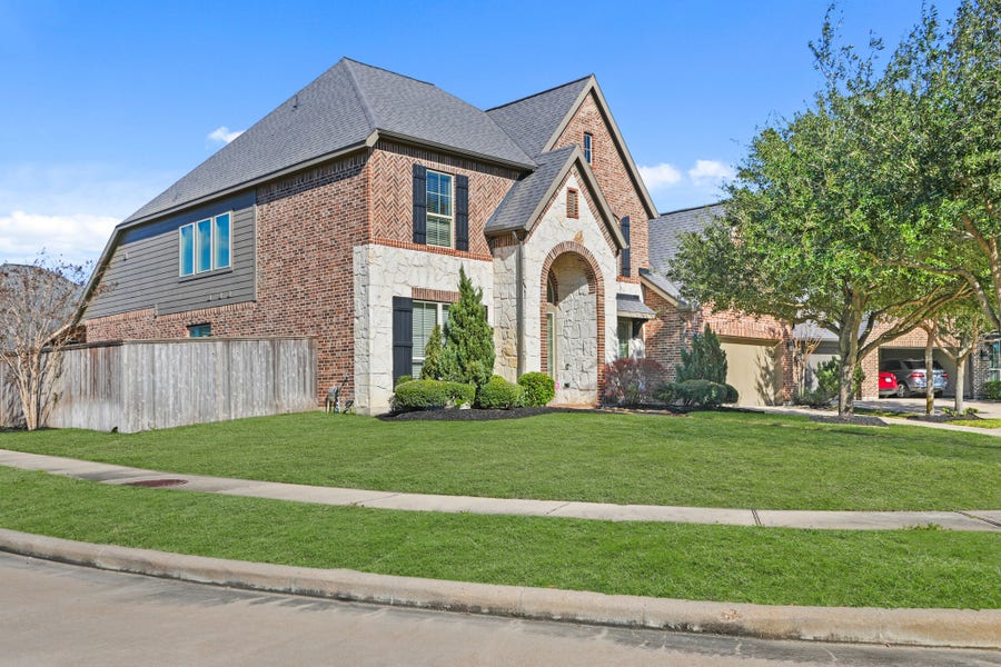 Property photo for 2523 Crossvine Drive, Katy, TX