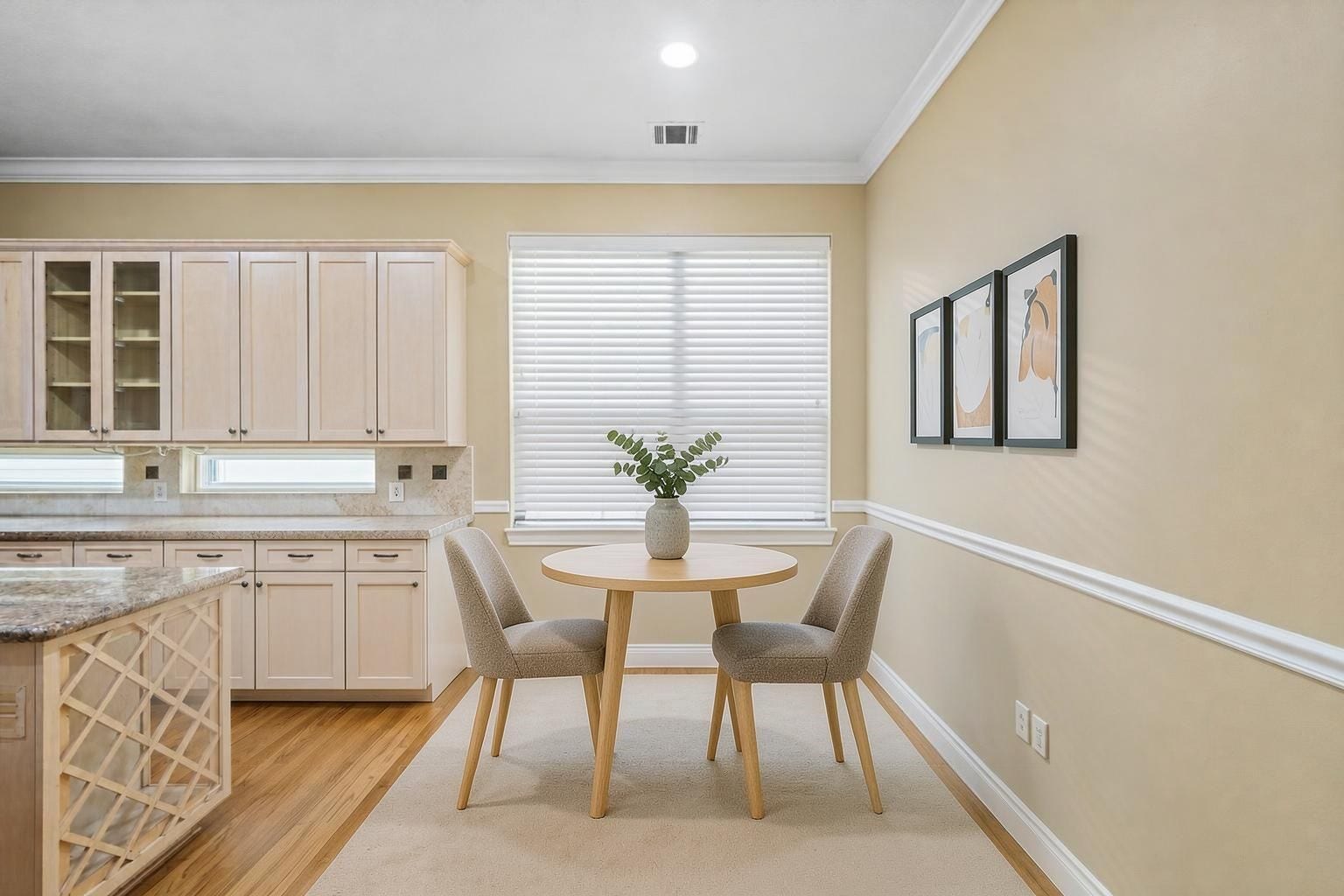 2604 Chenevert Street, Houston, TX 77004 The second dining area is perfectly sized for a breakfast table - Virtually staged