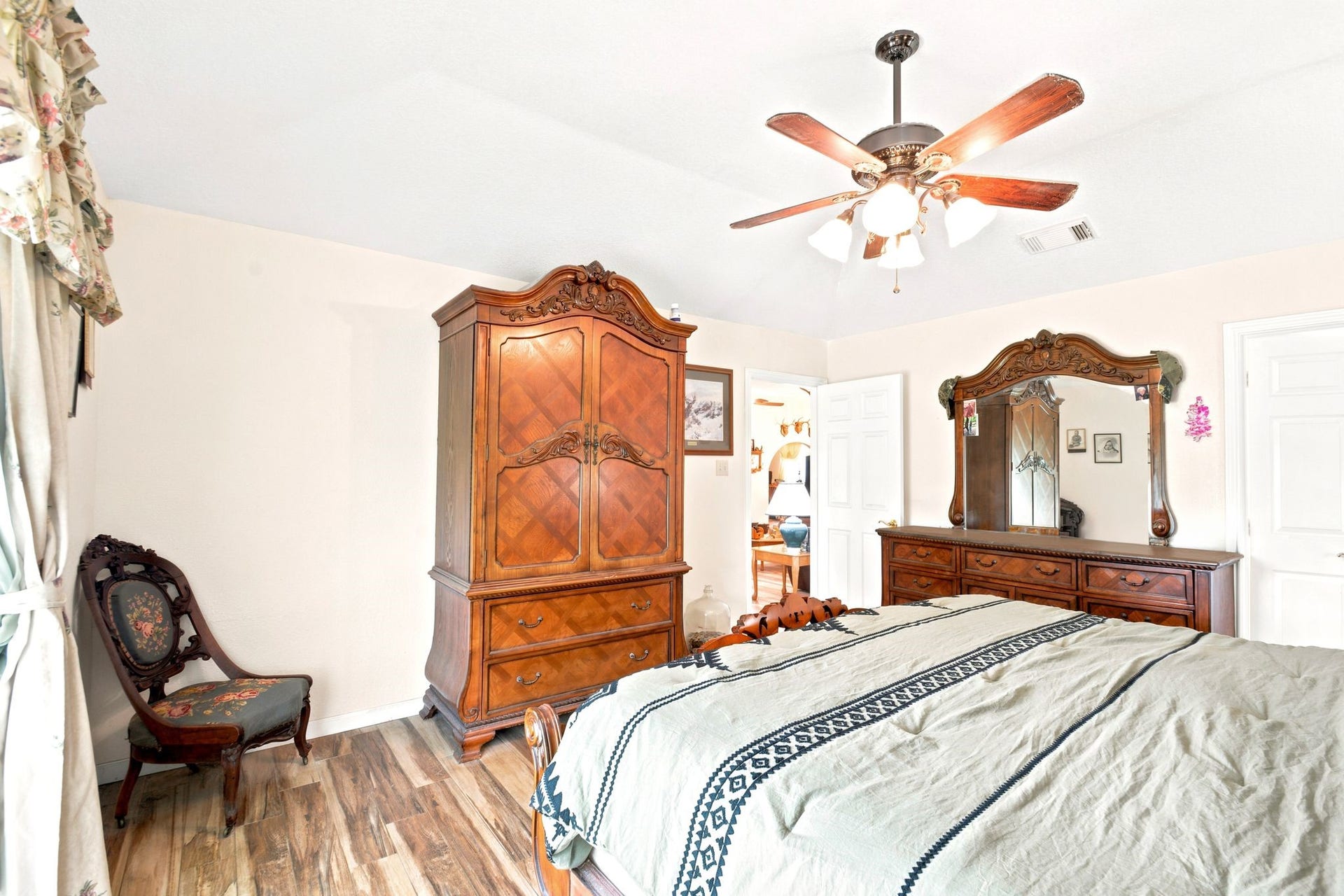2203 Shouse Road, Santa Fe, TX 77510 2203 Shouse Road, Santa Fe, TX 77510