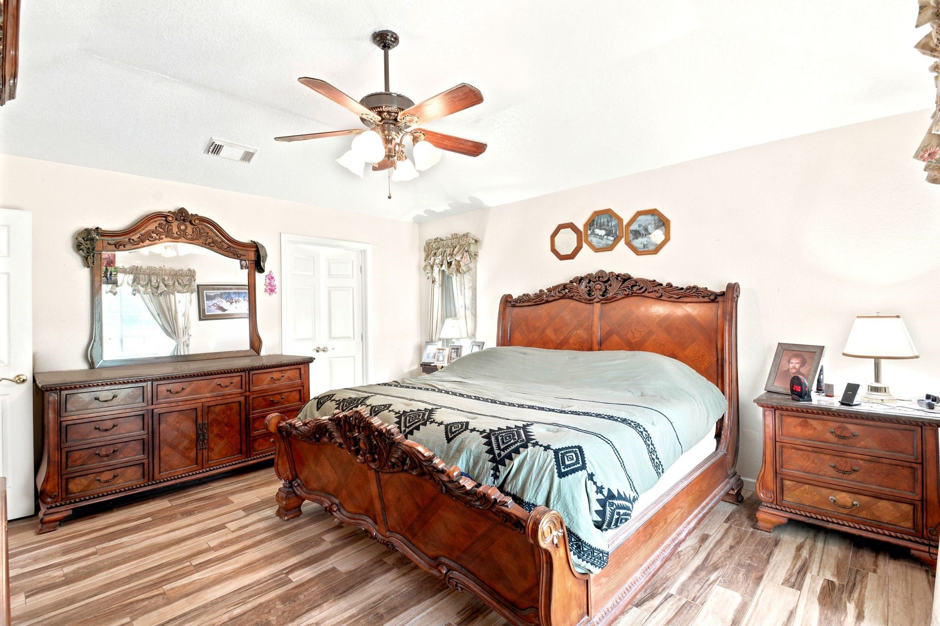 2203 Shouse Road, Santa Fe, TX 77510 2203 Shouse Road, Santa Fe, TX 77510