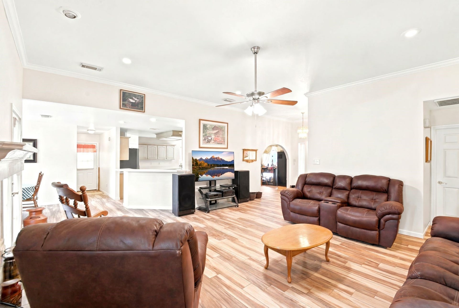 2203 Shouse Road, Santa Fe, TX 77510 2203 Shouse Road, Santa Fe, TX 77510