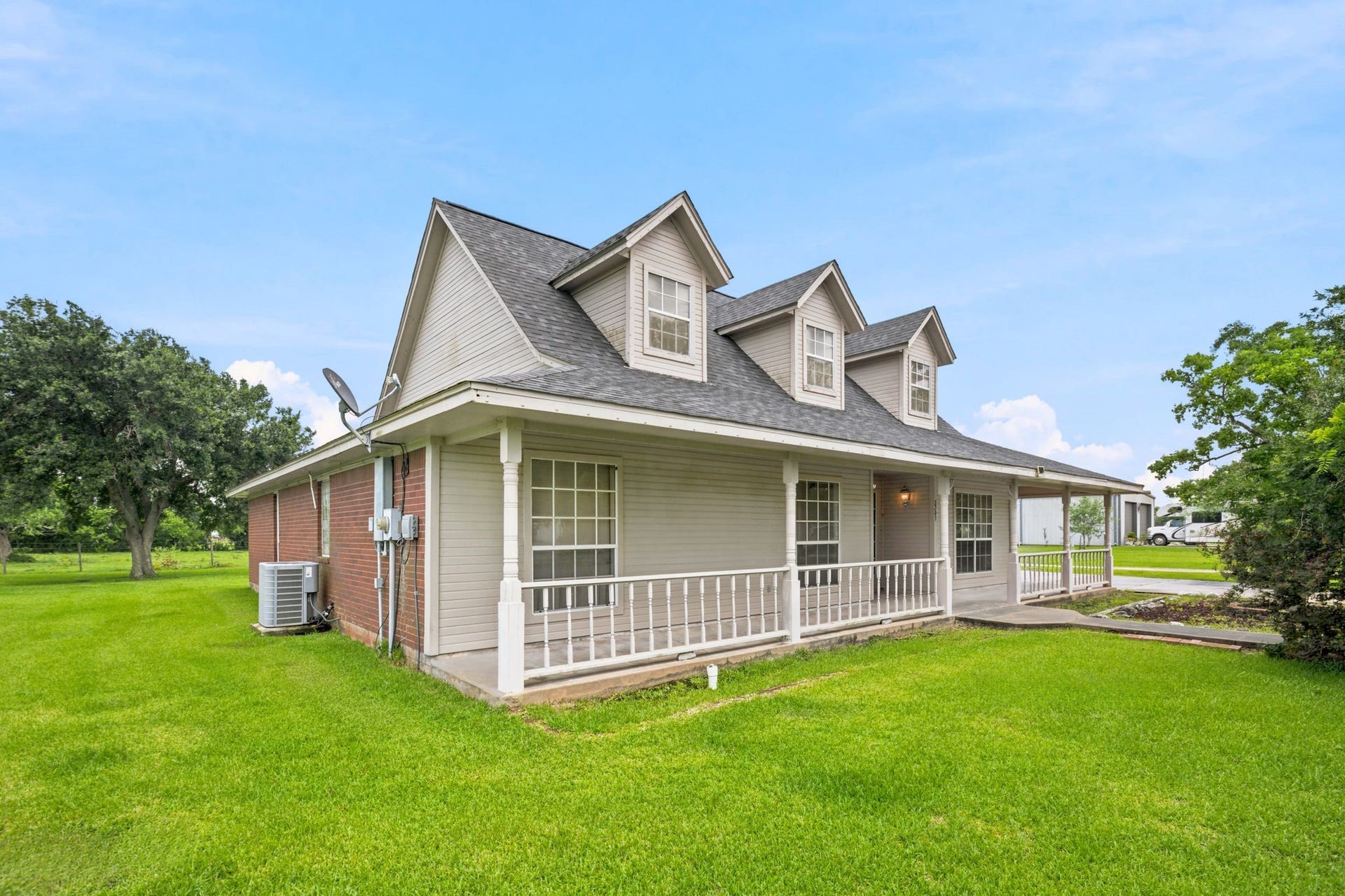 2203 Shouse Road, Santa Fe, TX 77510 2203 Shouse Road, Santa Fe, TX 77510