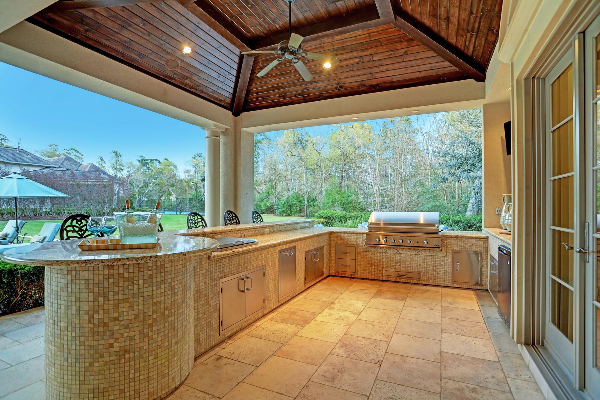36 Saddlebrook Court, Tomball, TX 77375 Summer kitchen is fully equipped for all your outdoor dining needs. Extensive covered patio offers a cool, dry location to enjoy all your meals or entertain a plethora of guests.